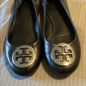Black Tory Burch flats in EUC